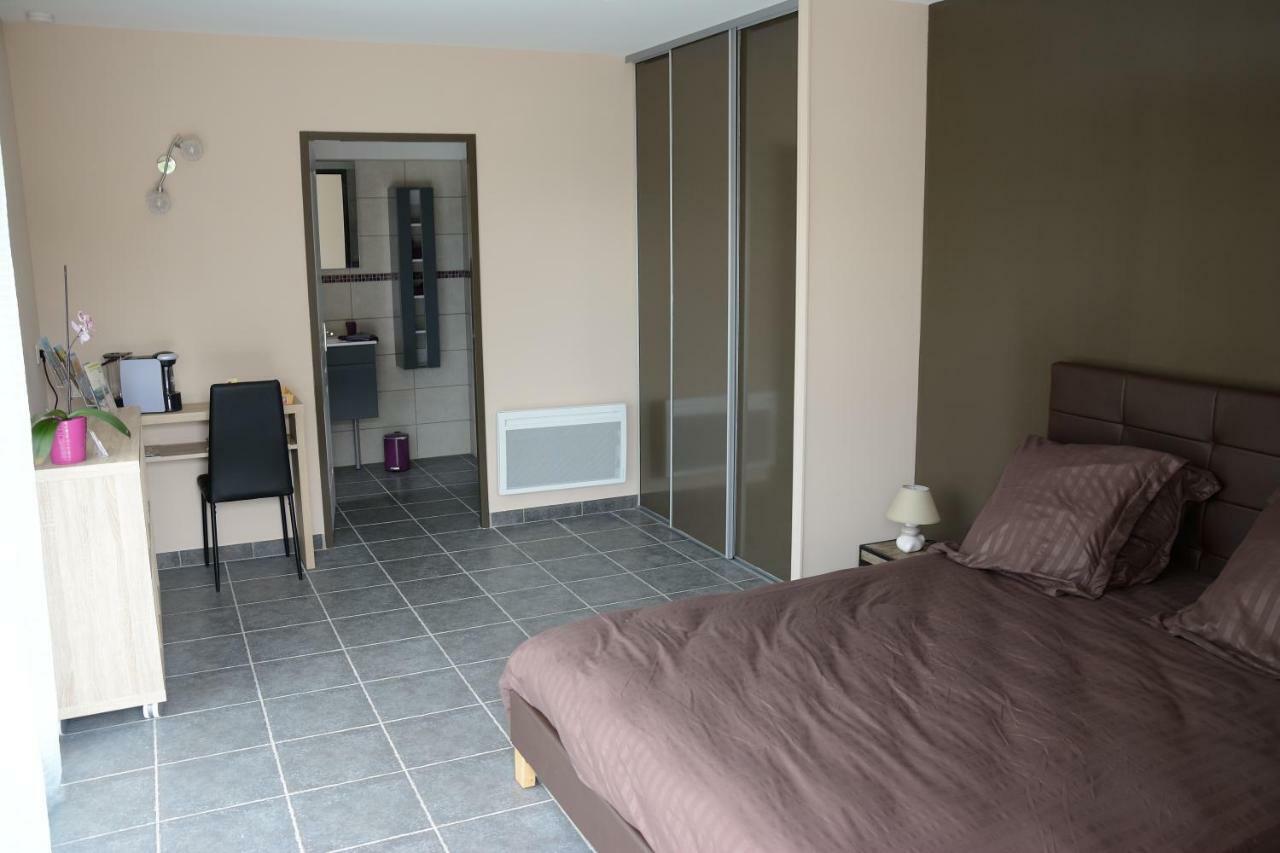 Chambres D'Hotes, B&B Climatisees La Borrellienne Сен-Максимен-ла-Сент-Бом Экстерьер фото