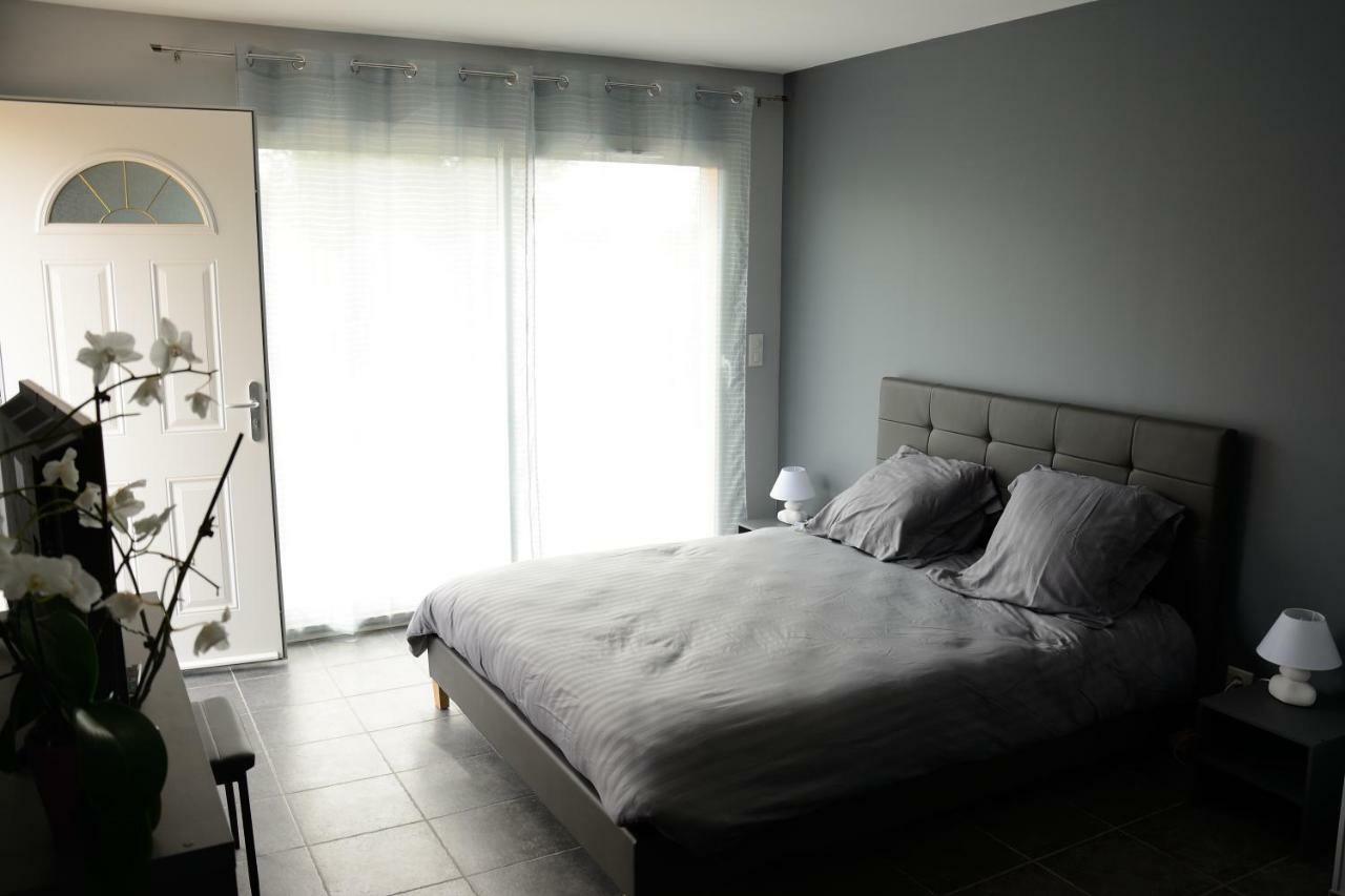 Chambres D'Hotes, B&B Climatisees La Borrellienne Сен-Максимен-ла-Сент-Бом Экстерьер фото