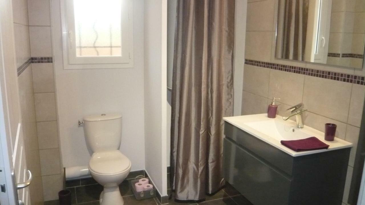 Chambres D'Hotes, B&B Climatisees La Borrellienne Сен-Максимен-ла-Сент-Бом Экстерьер фото